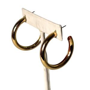 Gold Tone Hollow Lightweight Open Hoop Earrings